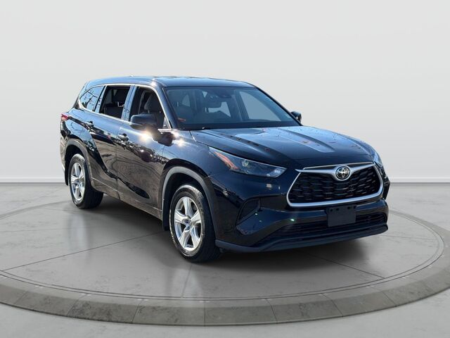 2022 Toyota Highlander L
