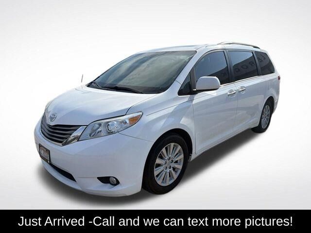 2013 Toyota Sienna XLE 7-Passenger