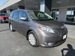 2016 Toyota Sienna XLE 7-Passenger