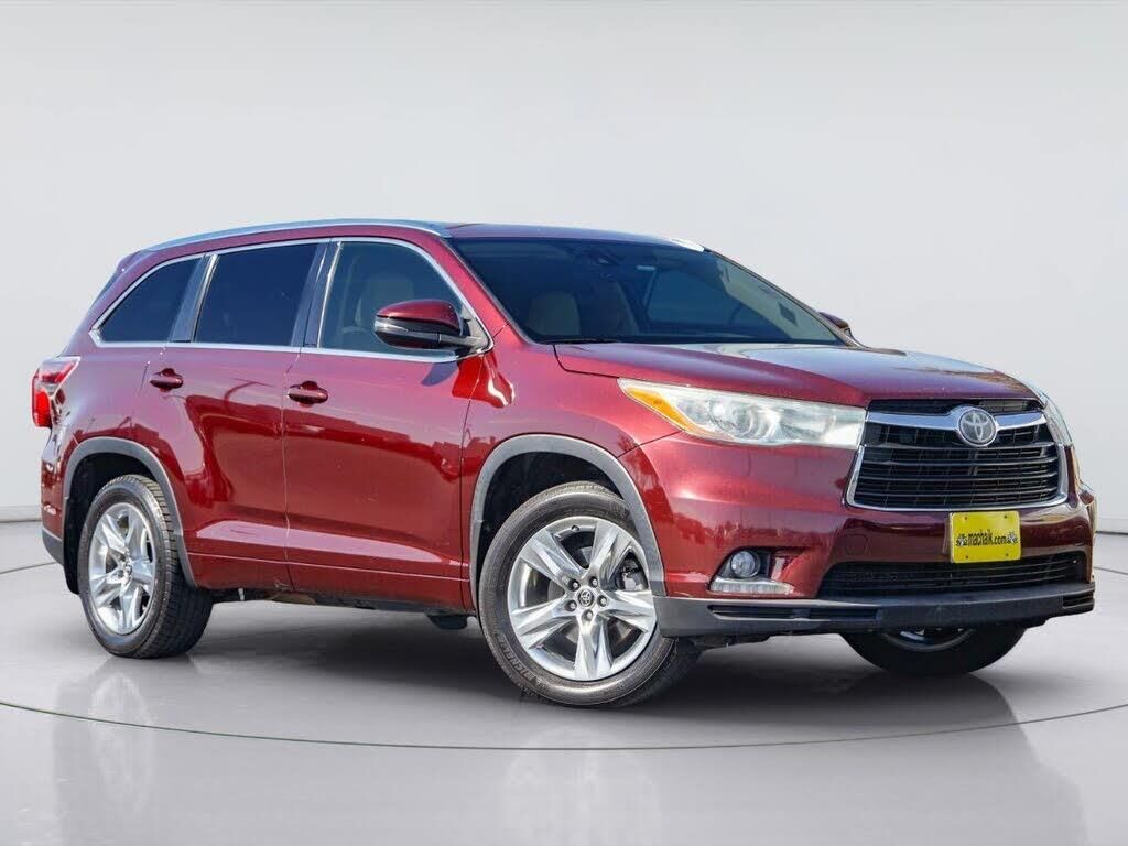 2016 Toyota Highlander Limited — photo 1 of 1