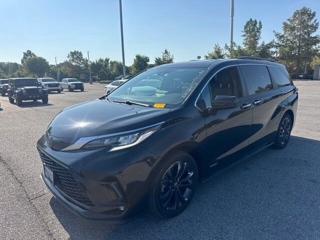 2021 Toyota Sienna XSE