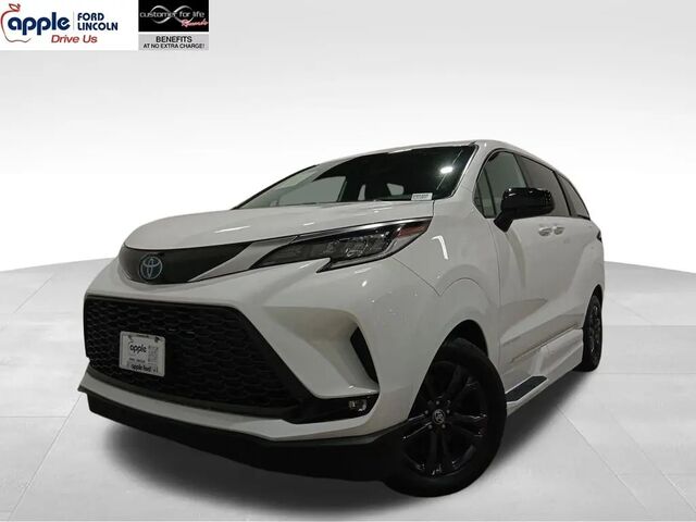 2024 Toyota Sienna XSE 7-Passenger