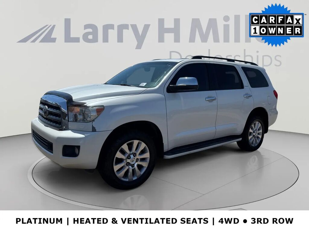 2015 Toyota Sequoia Platinum — photo 1 of 13