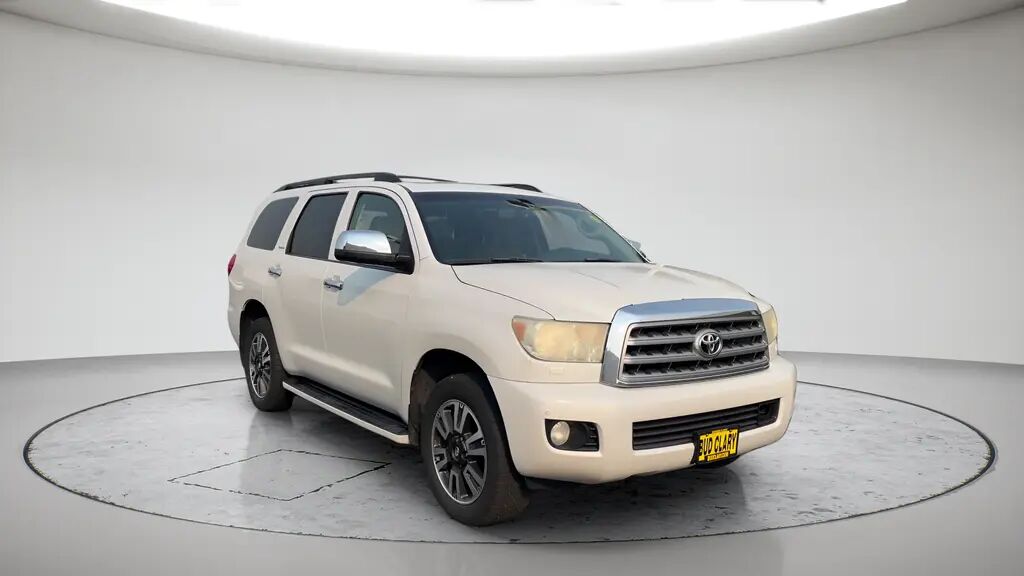 2010 Toyota Sequoia Platinum — photo 1 of 23