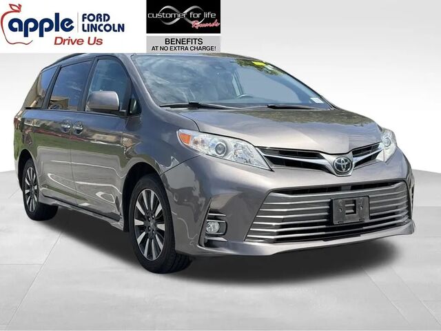 2018 Toyota Sienna XLE 7-Passenger