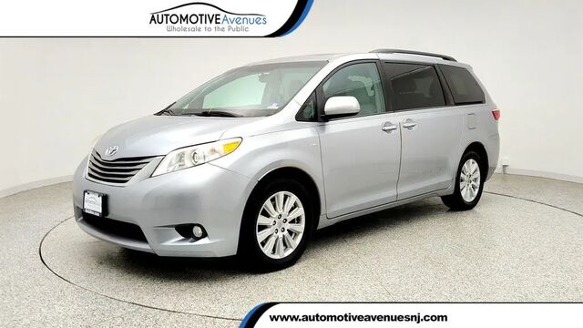 2017 Toyota Sienna XLE 7-Passenger
