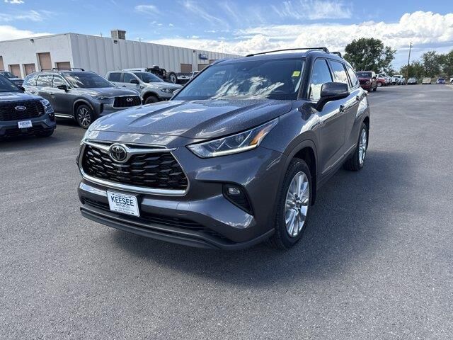 2022 Toyota Highlander Limited