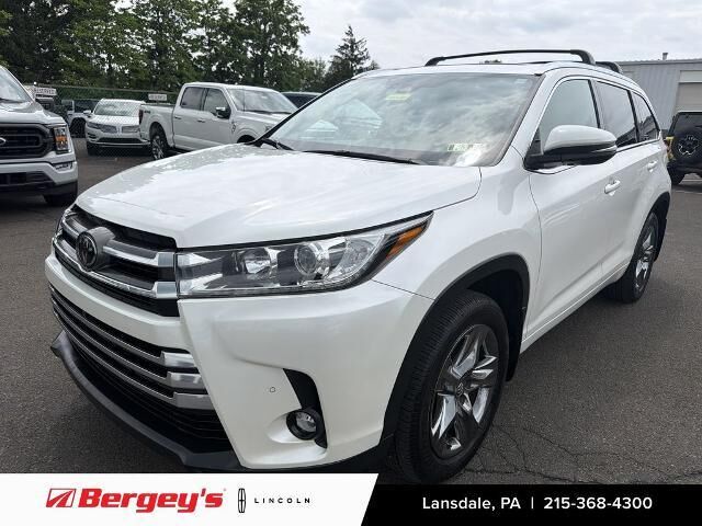 2019 Toyota Highlander Limited Platinum