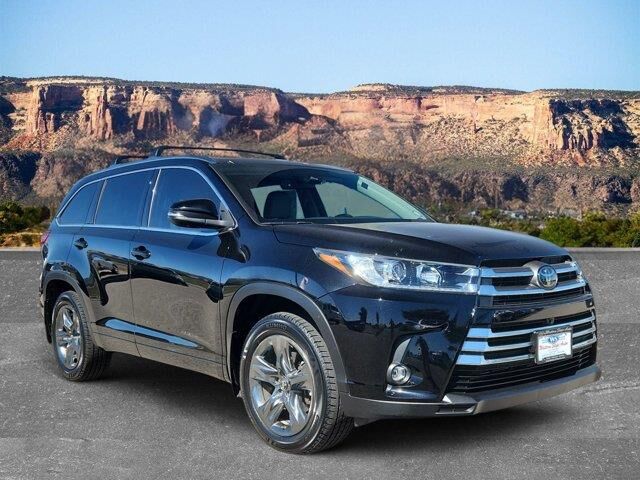 2019 Toyota Highlander Limited Platinum