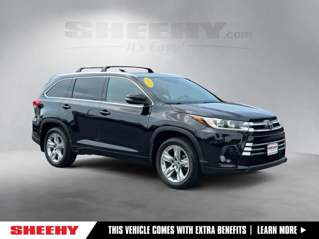2018 Toyota Highlander Limited — photo 1 of 13
