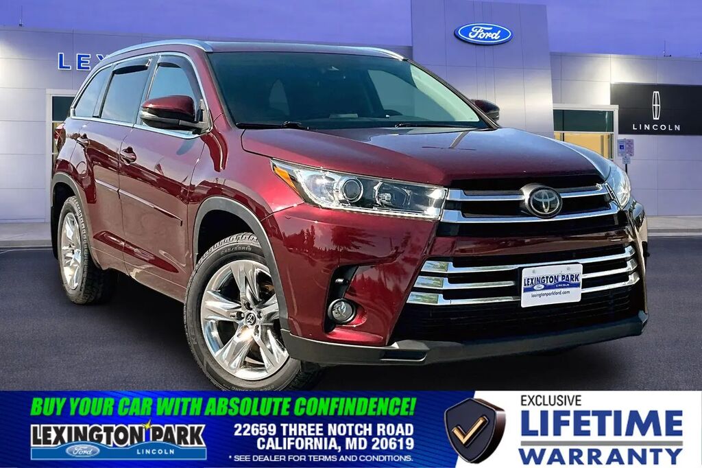 2018 Toyota Highlander Limited — photo 1 of 13
