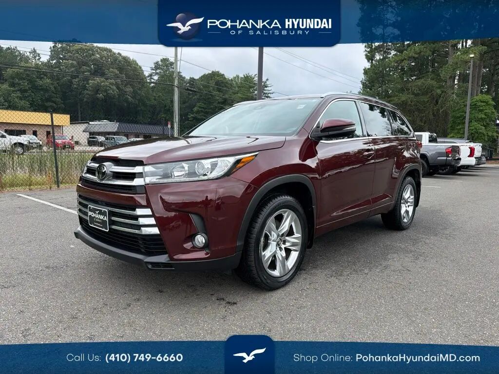 2018 Toyota Highlander Limited — photo 1 of 13
