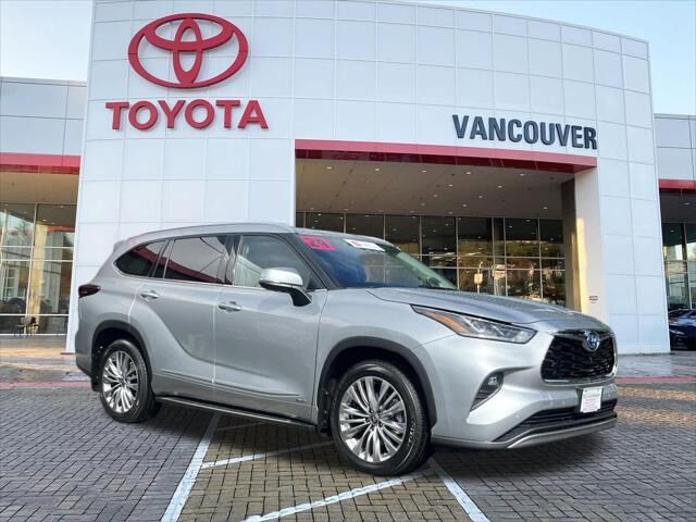 2024 Toyota Highlander Hybrid Platinum