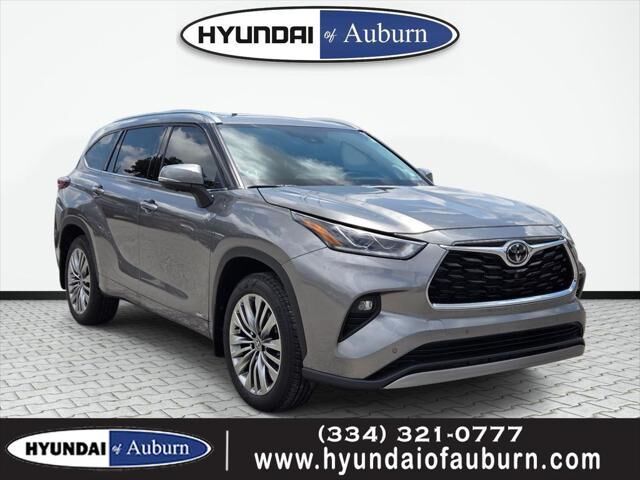 2026 Toyota Highlander Hybrid Platinum