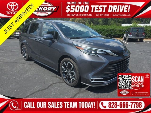 2025 Toyota Sienna Platinum