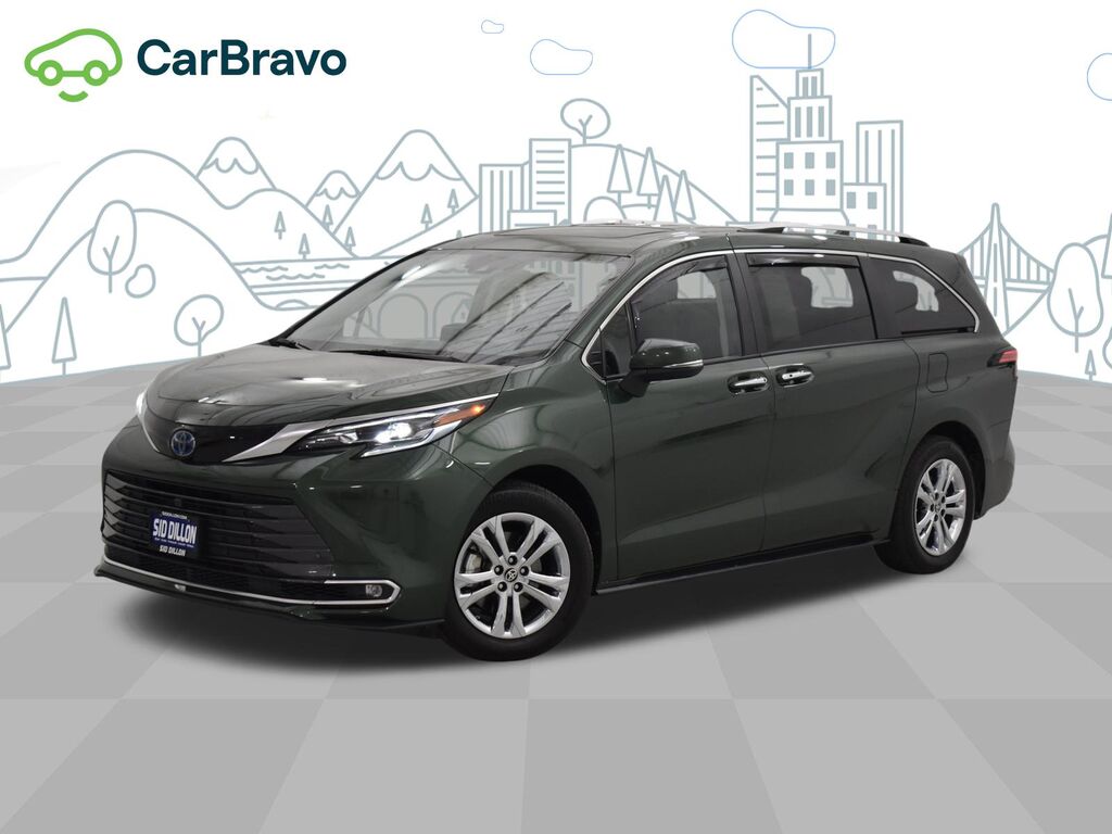 2024 Toyota Sienna Platinum — photo 1 of 7