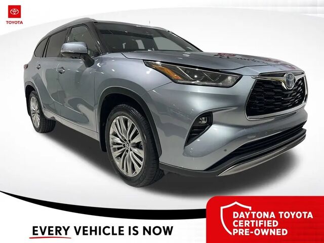2023 Toyota Highlander Hybrid Platinum
