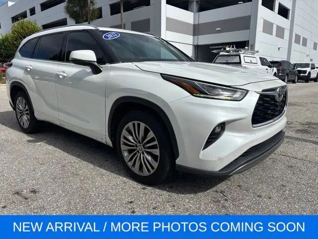2022 Toyota Highlander Limited