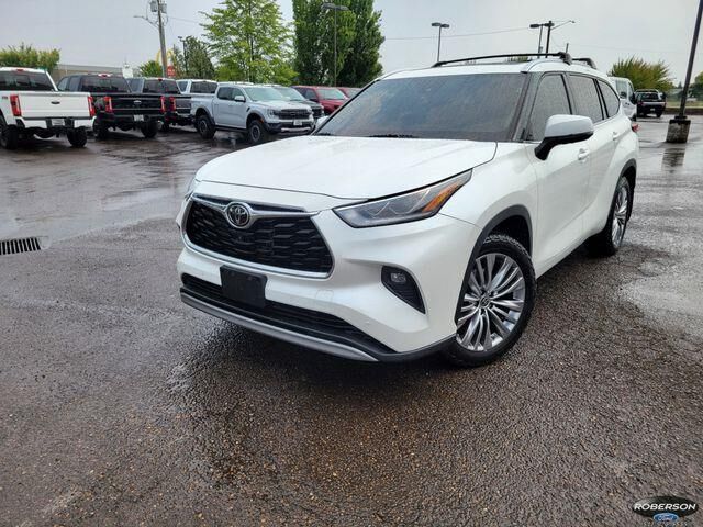 2021 Toyota Highlander Platinum