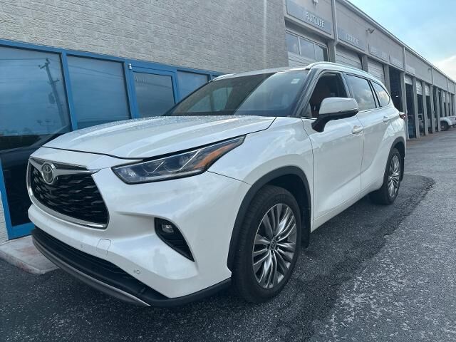 2021 Toyota Highlander Platinum