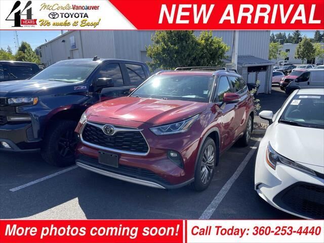 2020 Toyota Highlander Platinum