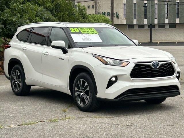 2020 Toyota Highlander Hybrid XLE