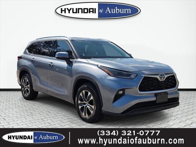 2021 Toyota Highlander Hybrid XLE