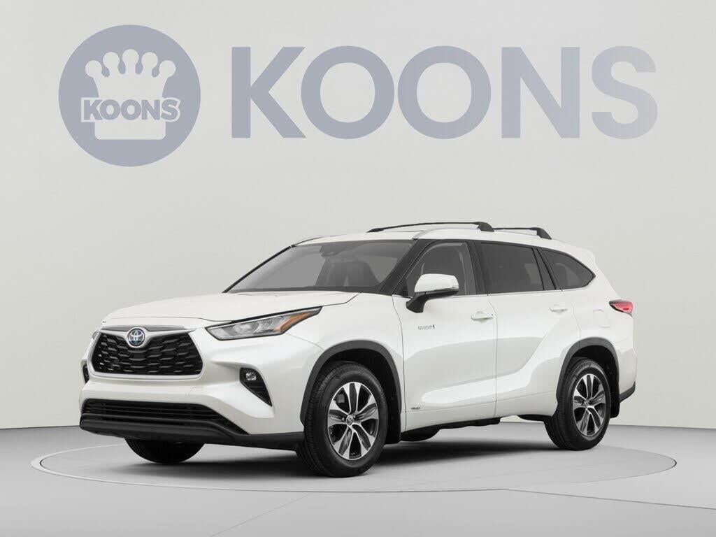 2021 Toyota Highlander Hybrid XLE — photo 1 of 1