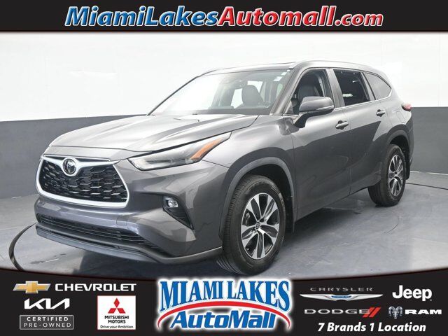 2022 Toyota Highlander XLE