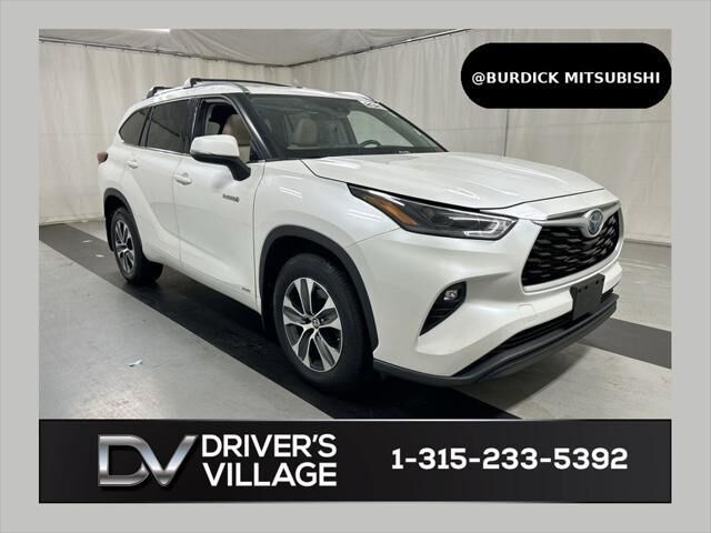 2021 Toyota Highlander Hybrid XLE