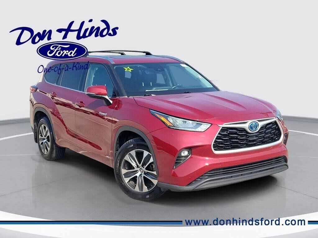 2020 Toyota Highlander Hybrid XLE — photo 1 of 1