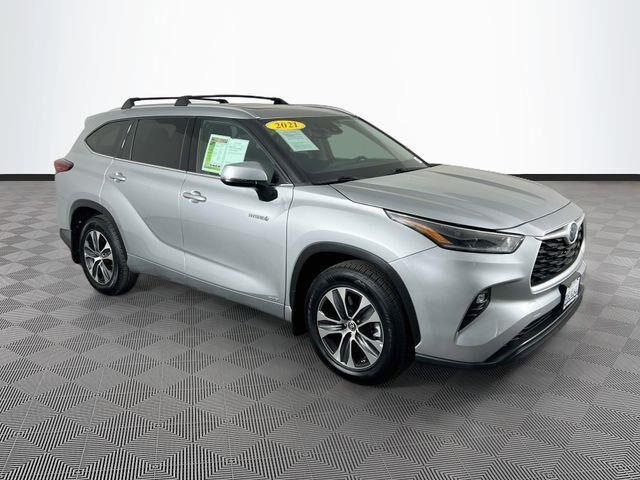 2021 Toyota Highlander Hybrid XLE