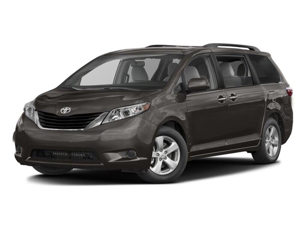 2017 Toyota Sienna LE 7-Passenger — photo 1 of 1