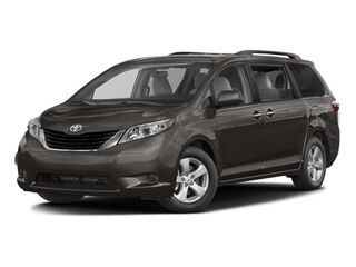 2017 Toyota Sienna LE 7-Passenger