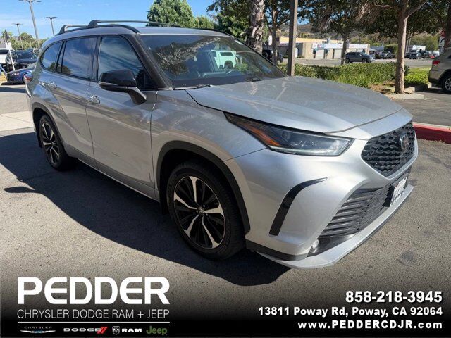 2021 Toyota Highlander XSE — photo 1 of 1