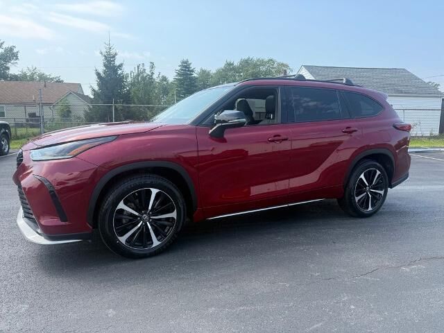 2022 Toyota Highlander XSE