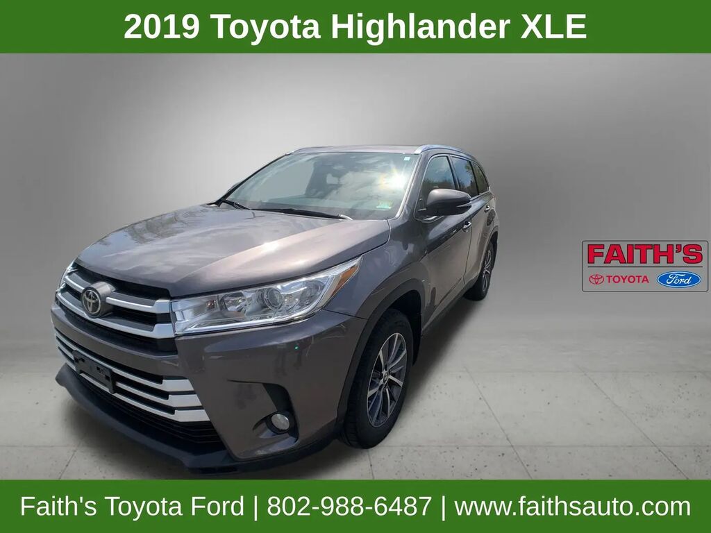 2019 Toyota Highlander XLE — photo 1 of 13