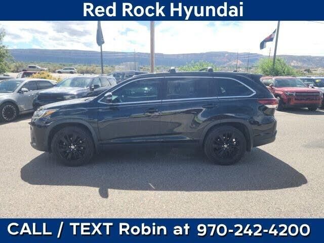 2019 Toyota Highlander SE