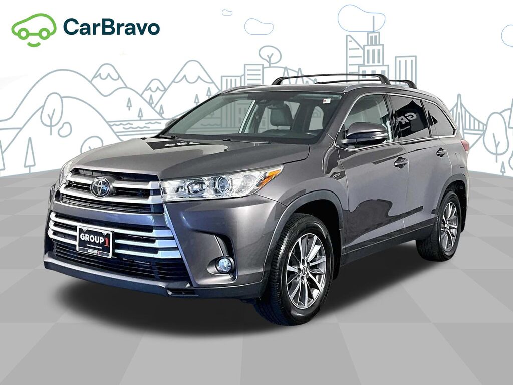 2019 Toyota Highlander XLE — photo 1 of 7
