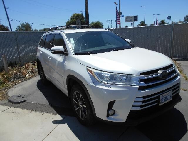 2018 Toyota Highlander SE