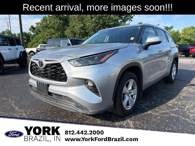 2023 Toyota Highlander LE