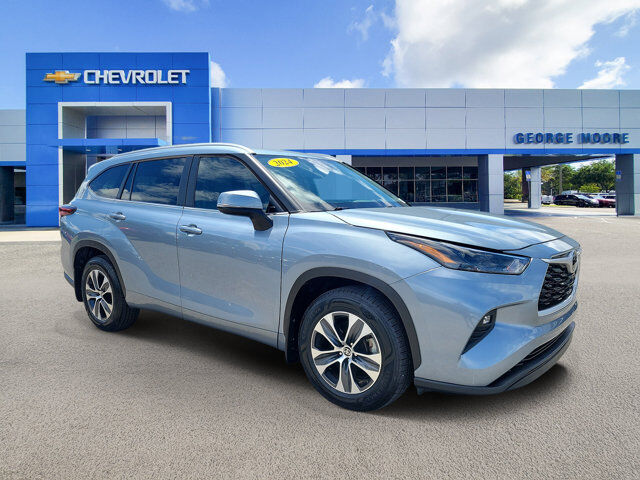 2024 Toyota Highlander XLE