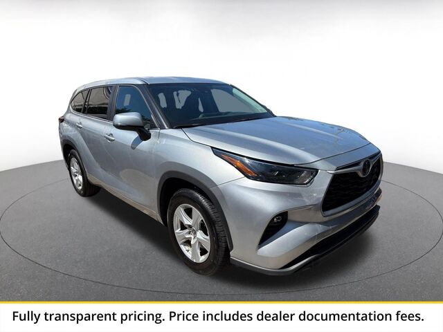 2025 Toyota Highlander LE
