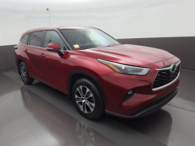 2025 Toyota Highlander XLE