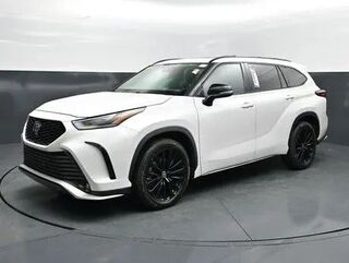 2023 Toyota Highlander XSE — photo 1 of 13