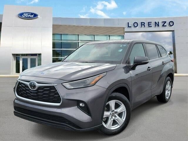 2023 Toyota Highlander LE
