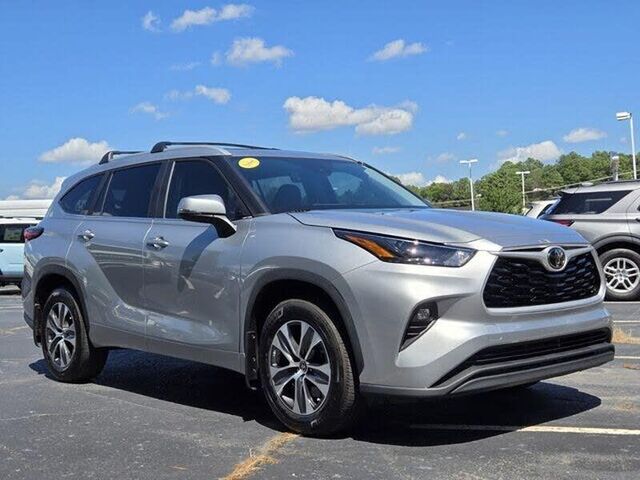 2023 Toyota Highlander L