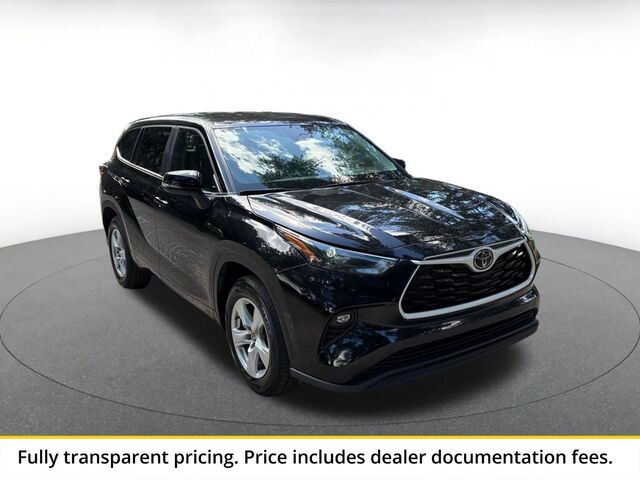 2025 Toyota Highlander LE