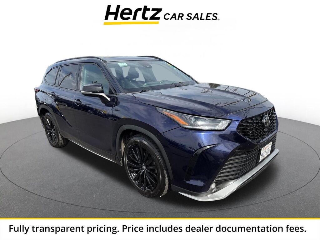 2024 Toyota Highlander XSE — photo 1 of 11