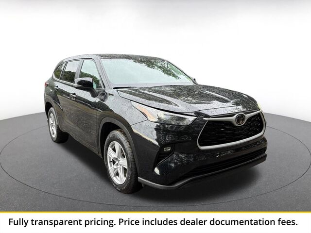 2025 Toyota Highlander LE